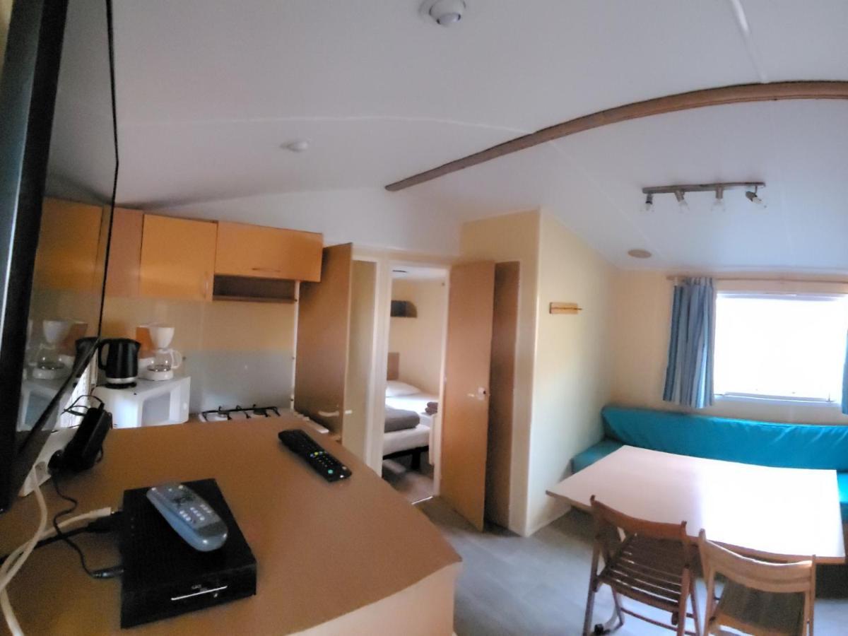 Camping Le Brochet Péronne Εξωτερικό φωτογραφία